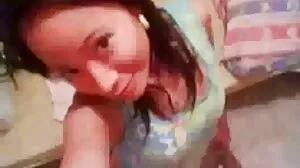 செக்ஸ் தொகுப்பிற்காக ஏராளமான பெண்கள் தேர்ந்தெடுக்கப்பட்டனர்