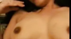 டைக்ட் - அப்பாவி டீன் தனது லெஸ்பியன் நண்பரால் சில ஆசாரங்களைக் கற்றுக் கொடுத்தார்