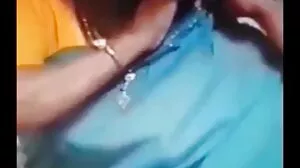 ஹார்னி வேலைக்காரி இரண்டு கடின சேவல் ஸ்டுட்களால் குத்தப்பட்டது