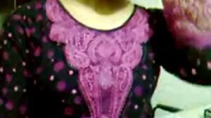 டிட் உறிஞ்சும்