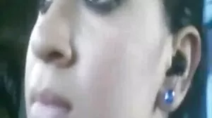 அபெல்லா டேஞ்சர் லாட்டை ஷவரில் ஃபக் செய்ய அழைக்கிறார்