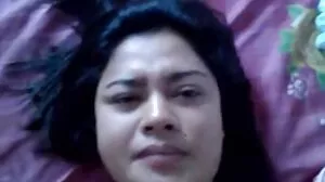 நக்கிள்-சிக்கல் 4 மூர்க்கமான ஃபிஸ்டிங் லேடி
