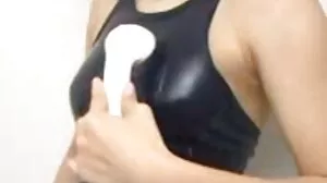 சிறிய டிட்டி மாடல் வனாபேக்கு POV செக்ஸ் w ஏஜென்ட் உள்ளது