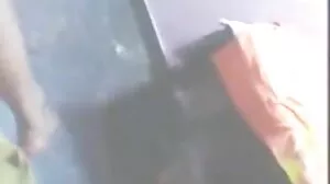 சிக் இன் கிளாஸ்ஸ் பப்பில் பிபிசி ஃபக்ஸ்